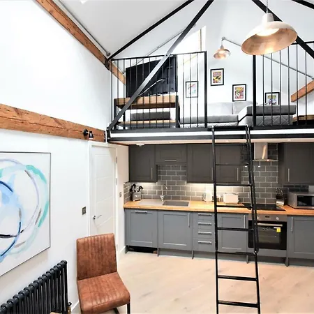 The Loft - Your Apartamento