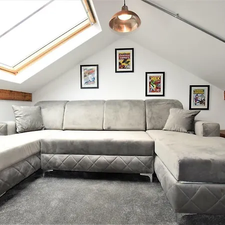 The Loft - Your Apartment